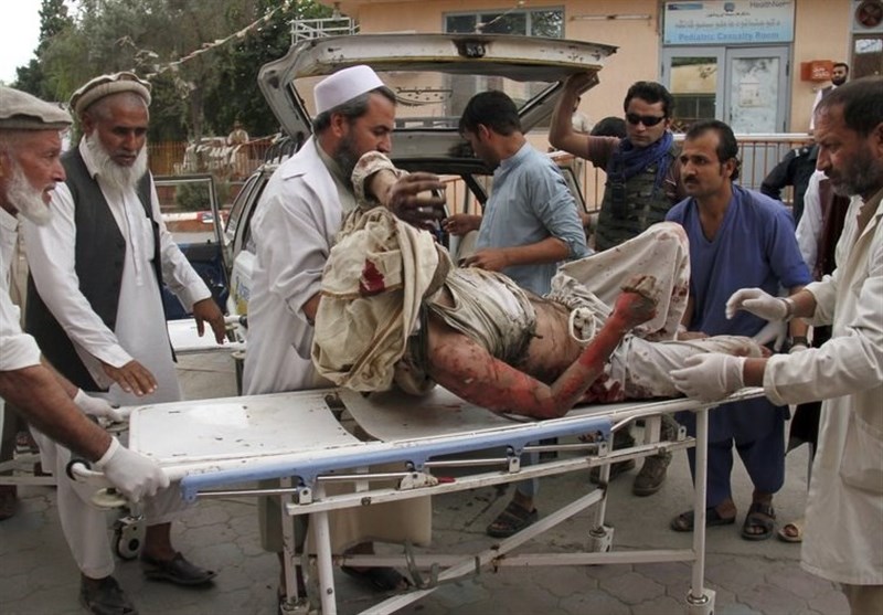 افزایش تلفات حمله به نمازگزاران در افغانستان به 62 کشته و 100 زخمی