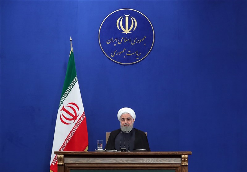 روحانی : سنبدأ الخطوة الرابعة من تقلیص الالتزامات فی الاتفاق النووی یوم غد الأربعاء
