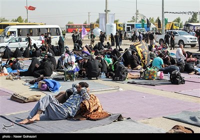 بازگشت زائران اربعین حسینی از مرز مهران