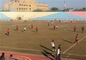 مصاف قهرمان سه دوره اخیر لیگ برتر برابر قعرنشین لیگ در بوشهر