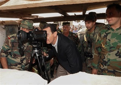 Syrian President Visits Army Troops in Idlib Front Line (+Photos)