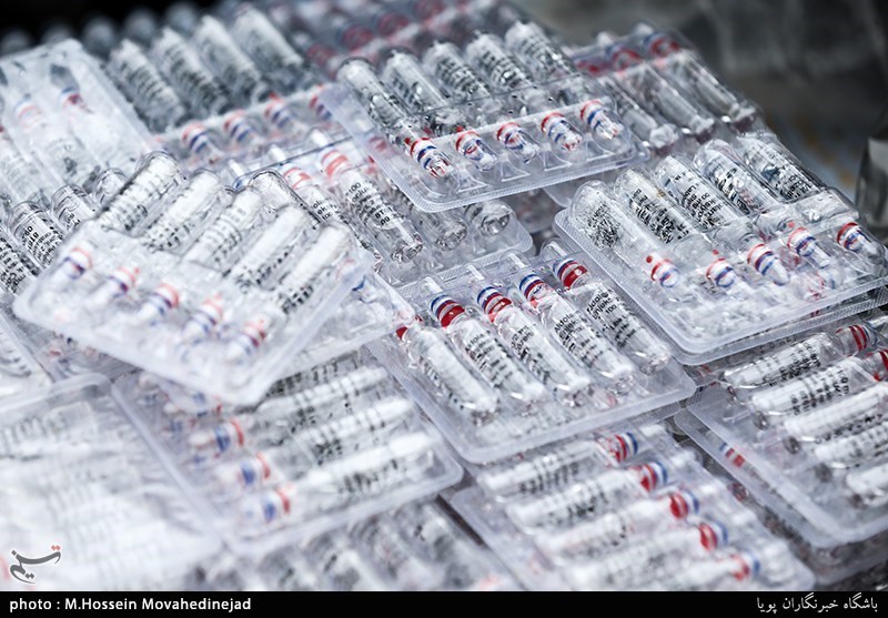 کشف محموله قاچاق دارو در پوشش &quot;اتصالات لوله&quot;/ قاچاقچیان در فرودگاه مشهد دستگیر شدند