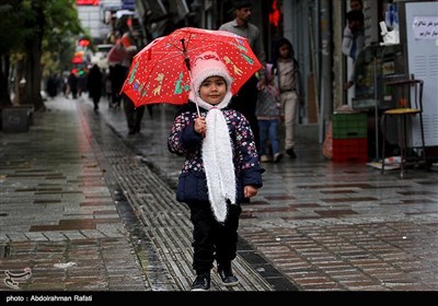 بارش باران پاییزی در همدان