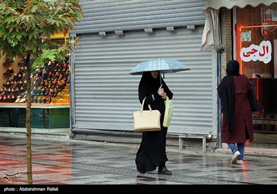 بارش باران پاییزی در همدان