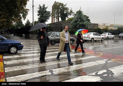 بارش باران پاییزی در همدان
