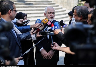  ظریف: امروز باید به آمریکایی‌ها بگوییم سیاست‌های شما در قبال ایران شکست خورده است 