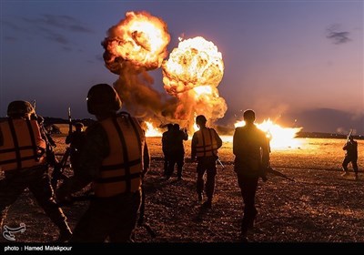 خلیج فارس میں ایرانی مسلح افواج کی مشقیں