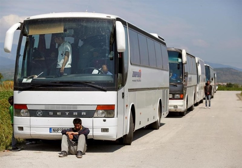 Villagers Stone Migrant Buses in Northern Greece