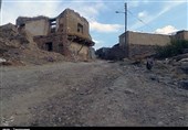 40 سال انتظار برای آسفالت یک جاده؛ مردم روستای خلیفه‌ترخان خسته از وعده‌ها + فیلم
