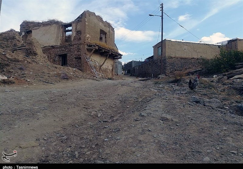 چشم انتظاری مردم روستای ‌خلیفه‌‌ترخان سنندج برای 2.5 کیلومتر آسفالت / وعده‌هایی که محقق نشد‌ + تصاویر