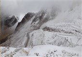 بارش برف در ارتفاعات کندوان؛ یک‌طرفه شدن محور هراز