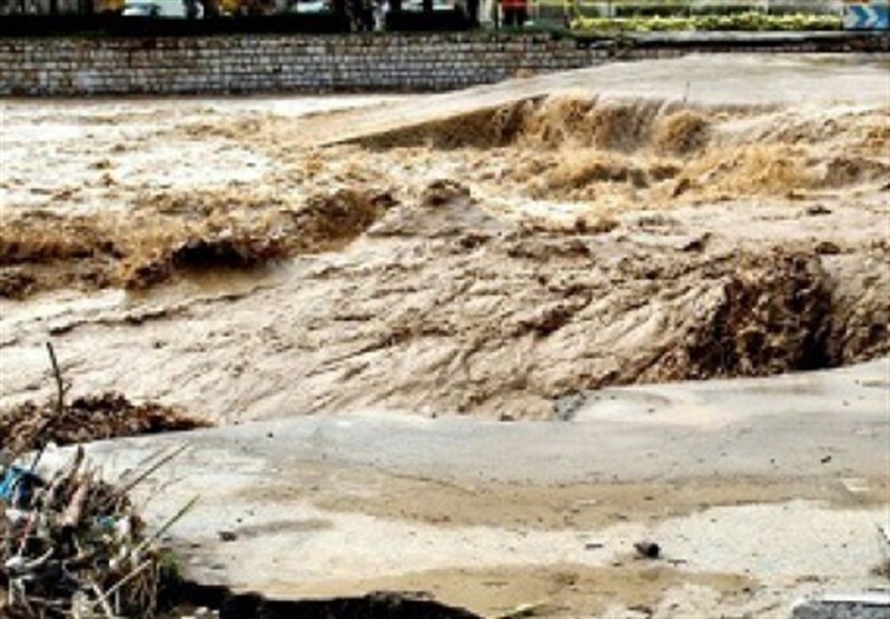 واحدهای مسکونی حریم رودخانه «کرگانه» خرم‌آباد در معرض خطر قرار دارند