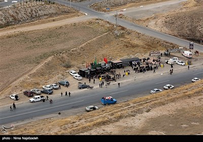 تصاویر هوایی پیاده روی زائران حرم مطهر امام رضا (ع)