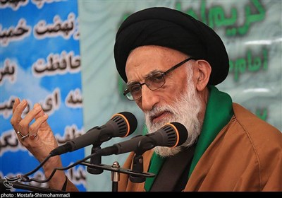 تاكيد،امام،ضرورت،مشكلات،همدان،كارگران،جمعه،شهيد،علميه،رفع،حا ...