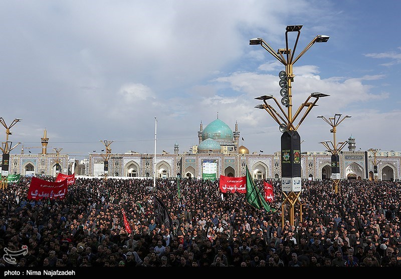 مشہد مقدس: شہادت امام رضا علیہ السلام کی مناسبت سے حرم مطہر میں لاکھوں عزاداروں کا اجتماع + تصاویر