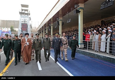 حضور فرمانده کل قوا در مراسم دانش‌آموختگی دانشجویان دانشگاه‌های افسری ارتش