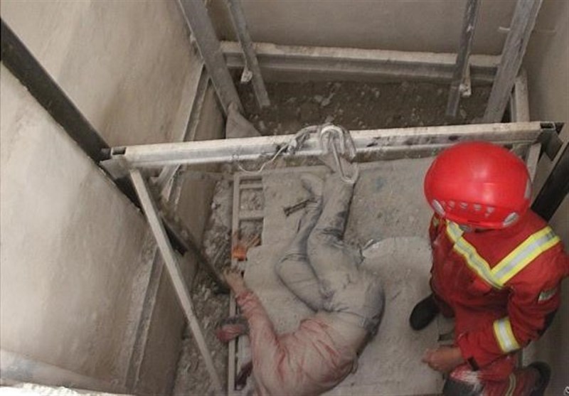 سقوط مرگبار بالابر به چاهک آسانسور + تصاویر