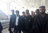 فرمانده کل سپاه از قطاری برقی هشتگرد به کرج بازدید کرد