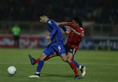 لیگ برتر فوتبال| دیدار تراکتور - استقلال در نیمه اول برنده نداشت