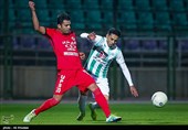 دیدار تیمهای فوتبال  ذوب آهن و شاهین بوشهر