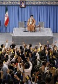 دیدار دانش‌آموزان و دانشجویان با رهبر معظم انقلاب