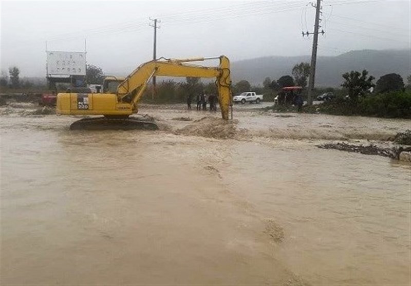 سیلاب راه ارتباطی 6 روستای پلدختررا مسدود‌کرد