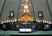 سخنرانی محمدجواد ظریف وزیر امور خارجه در جلسه علنی مجلس شورای اسلامی در پاسخ به سؤالات سیدمحمدجواد ابطحی و مجتبی ذوالنور نمایندگان خمینی شهر و قم