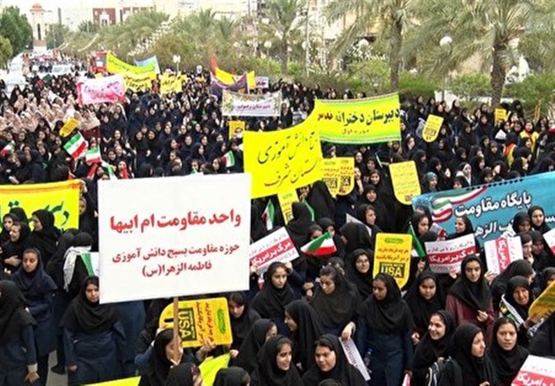 بانگ ضد‌استکباری ‌خوزستانی‌ها در راهپیمایی 13 آبان؛ دانشجویان خواستار عزل مسئولان مفسد اقتصادی شدند