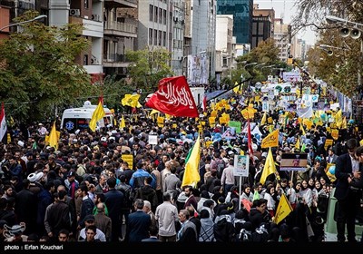 راهپیمایی یوم‌الله ۱۳ آبان در تهران