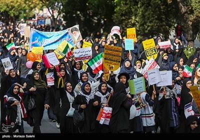 راهپیمایی روز 13 آبان در اصفهان 
