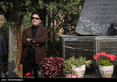 اردلان شجاع کاوه در مراسم تشییع پیکر زنده‌یاد بیژن علی‌محمدی