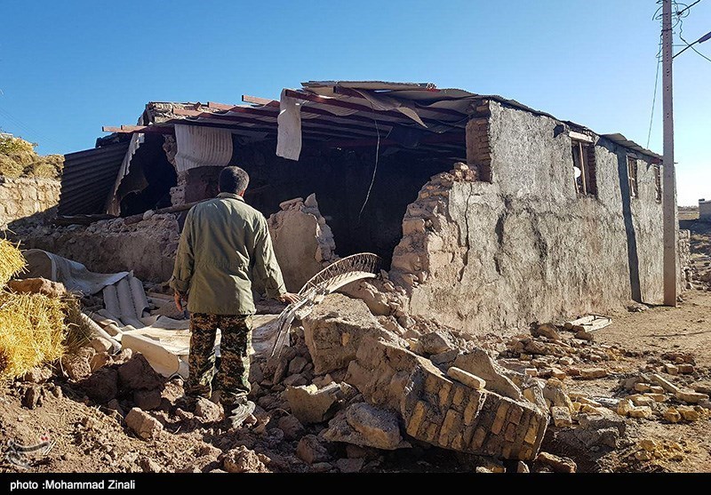 Video Shows Impacts of Magnitude 5.9 Earthquake in Iran&apos;s East Azarbaijan