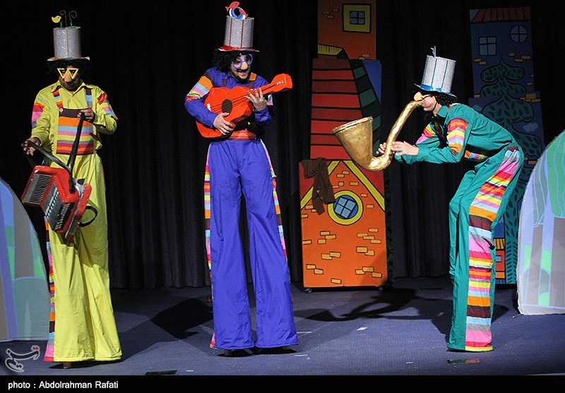 14 نمایش در پنجمین روز جشنواره کودک و نوجوان در همدان اجرا می‌شود