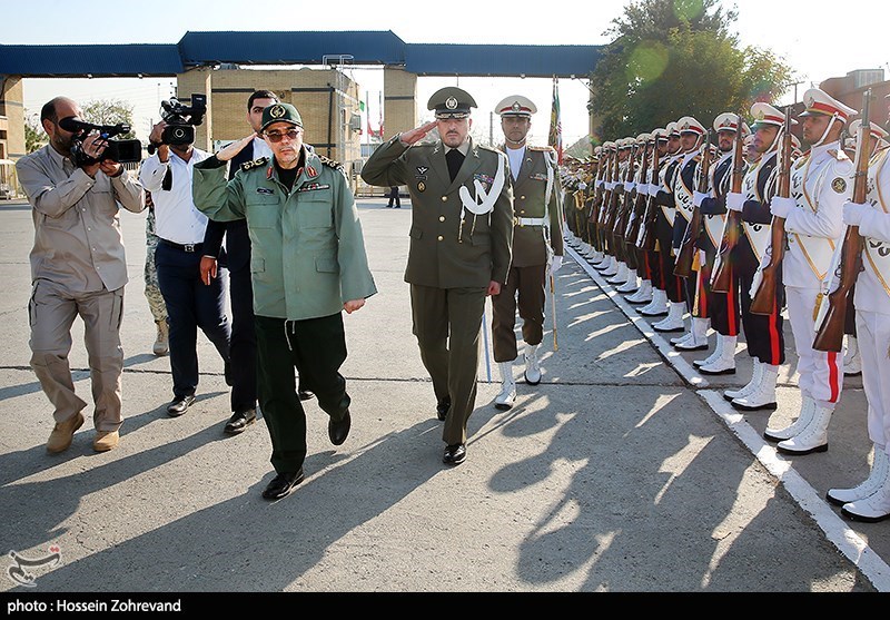 بازدید سرلشکر باقری از رزمایش پهپادی ارتش