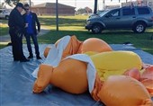 &apos;Baby Trump&apos; Balloon Stabbed, Deflated at Alabama Protest