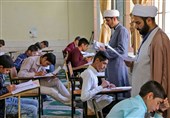تجلیل از طلاب برتر مدارس علوم دینی استان کردستان