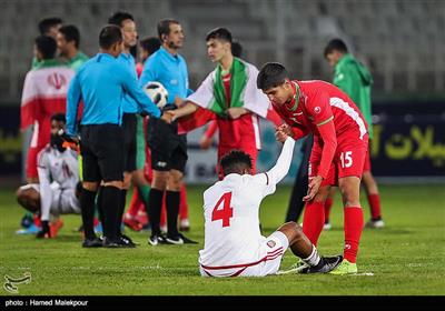 شادی بازیکنان تیم ملی فوتبال جوانان ایران پس از پیروزی مقابل امارات و صعود به دور نهایی رقابت‌ها