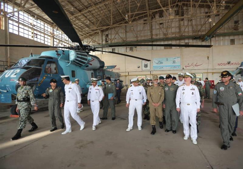 فرمانده کل ارتش از پایگاه دریایی بوشهر بازدید کرد