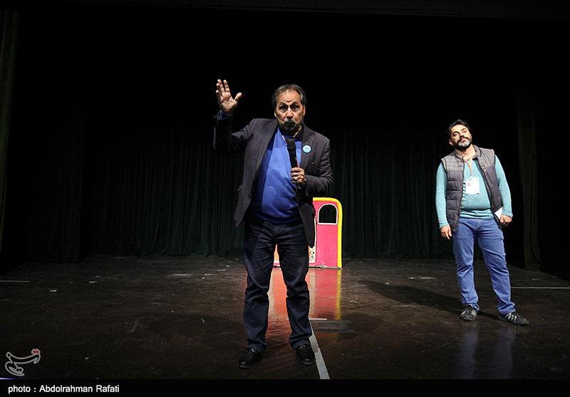 چراغ روز دوم جشنواره تئاتر فارس با نمایش خیابانی روشن شد