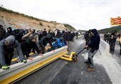 Catalan Independence Protesters Block Major Spain-France Road Link