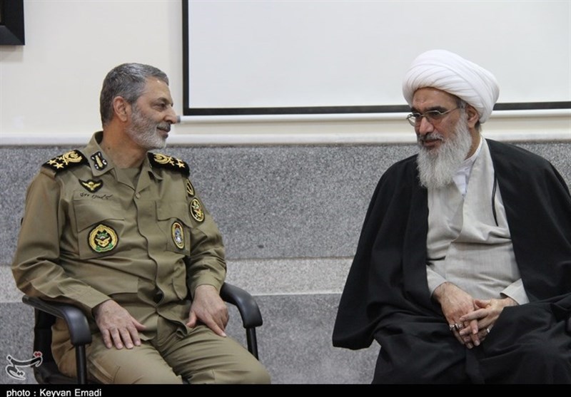 فرمانده کل ارتش: توان &quot;رزمی ‌و روحی&quot; نیروهای مسلح ایران خوب است / آمادگی ‌مقابله با هر تهدیدی را داریم