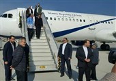 معاون اول رئیس‌جمهور برای بازدید از مناطق زلزله‌زده ‌وارد فرودگاه تبریز شد + عکس‌