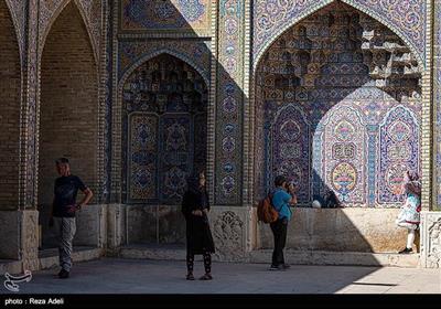 مسجد نصیرالملک ایرانی فن تعمیر کا شاہکار
