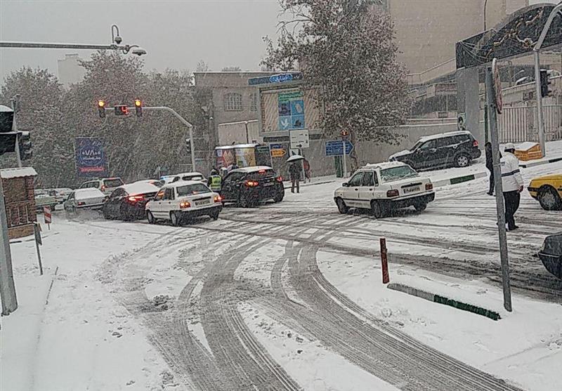 غافلگیری مجدد شهرداری تهران در پی بارش برف!