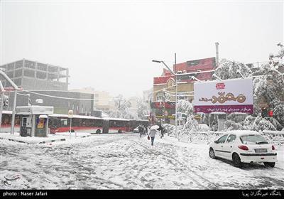 تساقط الثلوج الخریفیة فی طهران