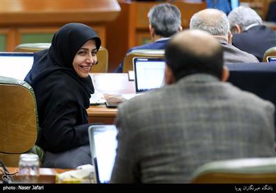 الهه فخاری در جلسه شورای شهر تهران