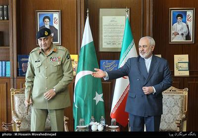 دیدار فرمانده ارتش پاکستان با محمدجواد ظریف