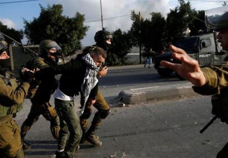قوات الاحتلال تعتقل 8 فلسطینیین من الضفة المحتلة