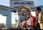 رکاب‌زنی 450 کیلومتری دوچرخه سوار بوشهری به مناسبت روز نیروی دریایی +تصاویر