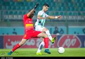 دیدار تیمهای فوتبال ذوب‌آهن اصفهان و فولاد خوزستان